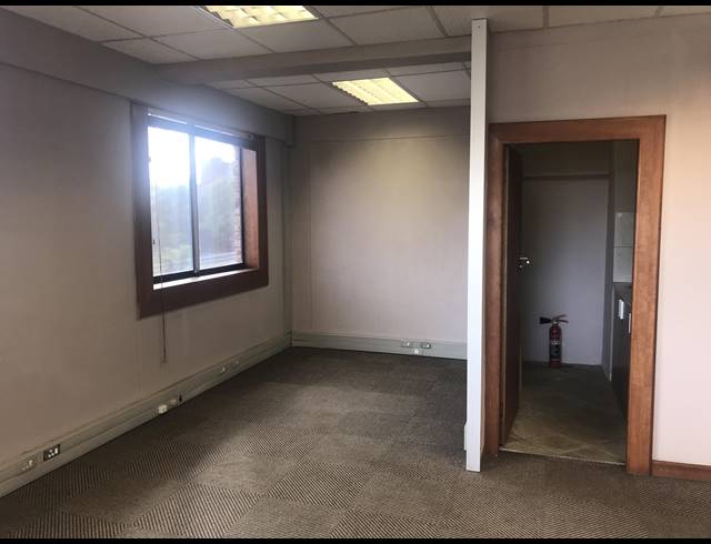 114M² OFFICE TO LET IN BELLVILLE CENTRAL